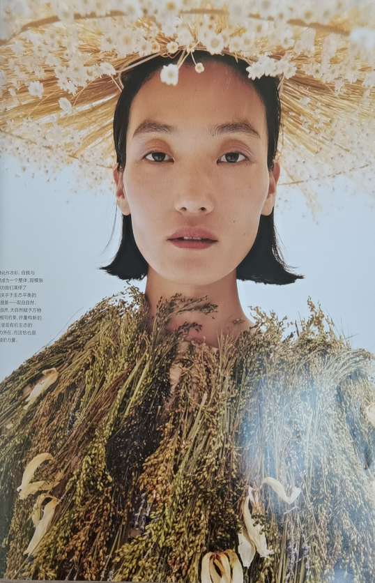 Taken from nature and returned to nature, nature gives all things a different beauty, and reconstructs new connections, showing the organic ecological life, which is also a sustainable force