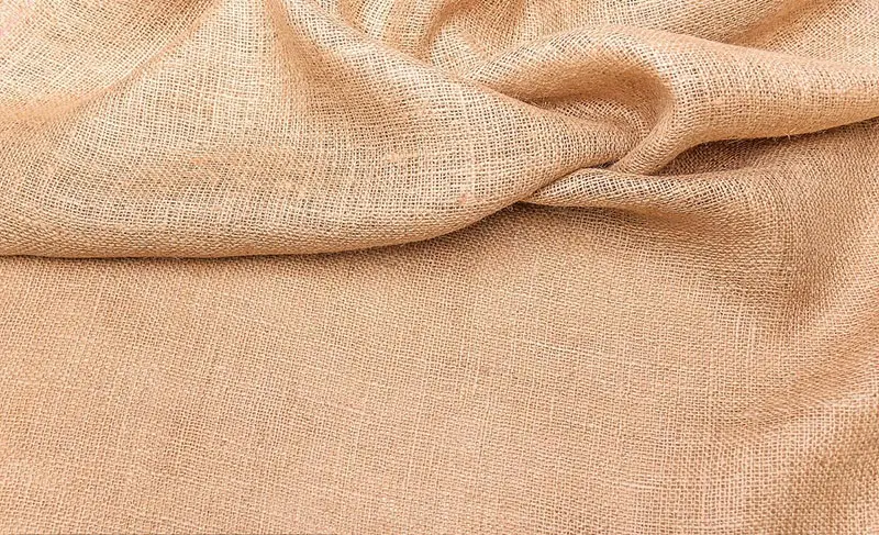 The Timeless Appeal of Linen Fabric in Modern Fashion